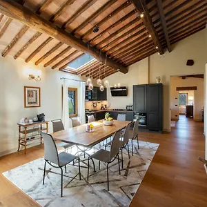 Casanova Di Campriano Ferienhaus Lupompesi